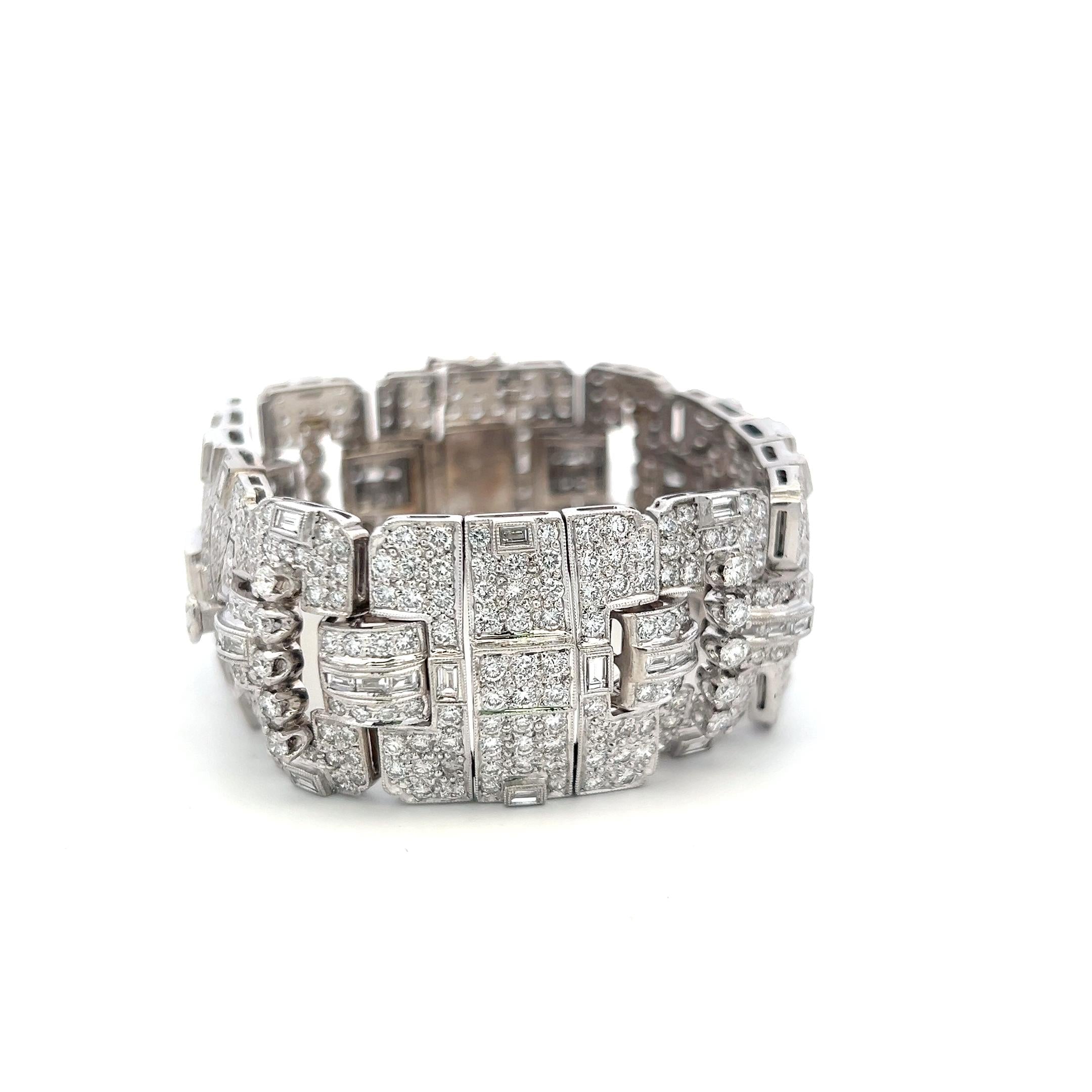 18K White Gold Art-Deco Bracelet with 17.61ct Round & Baguette H VS Diamonds