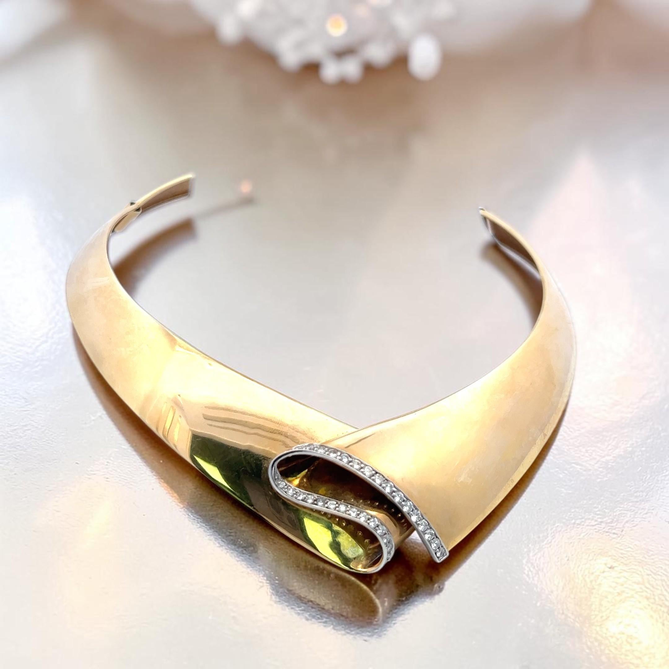 Vintage 18K Yellow Gold Choker Necklace with 1.30 Carat Round Diamonds