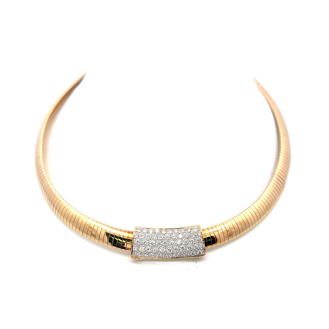 Vintage 18K Yellow Gold Collar Necklace with 1.5 Carat Round I-VS Diamonds