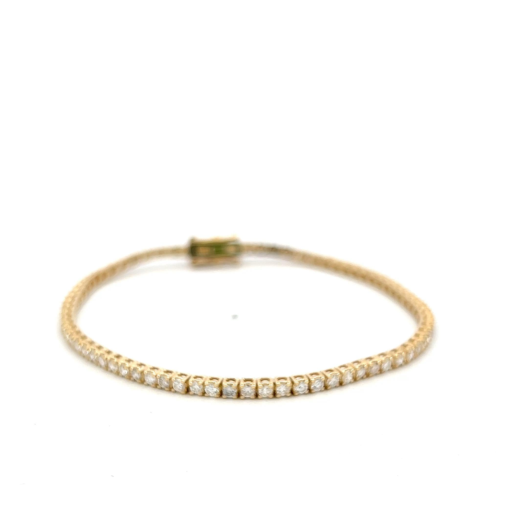 Vintage 14K Yellow Gold Tennis Bracelet with 2.33 Carat Round G VS Diamonds