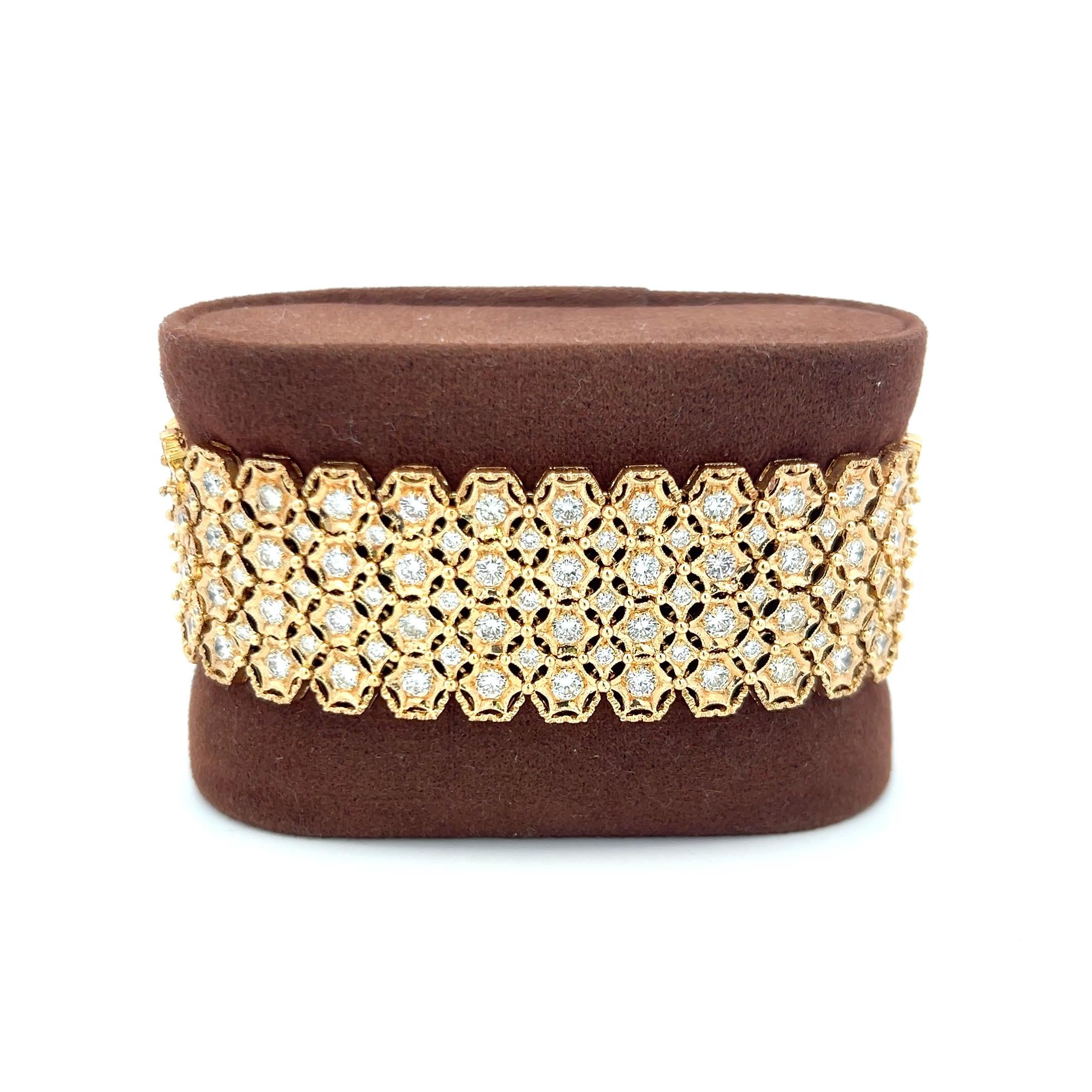 18 Karat Yellow Gold Link Bracelet with 9.2 Carat Round H-SI Diamonds