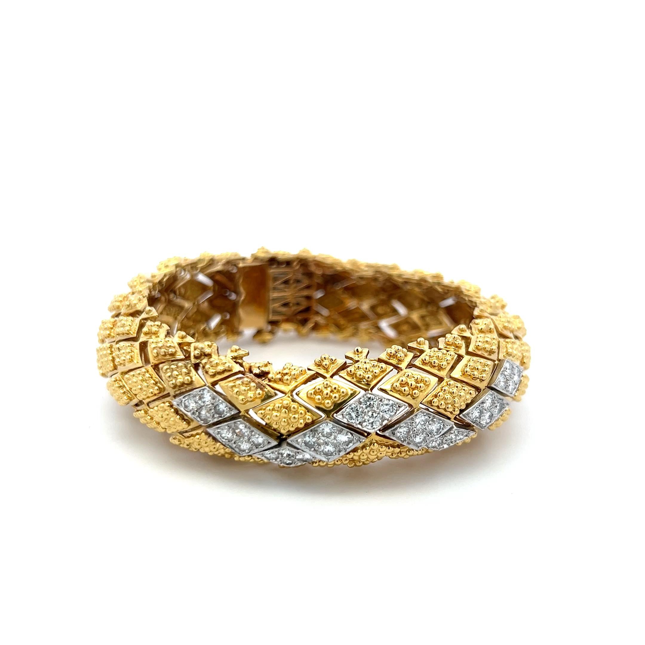 Vintage 18K Two Tone Gold/Plat Link Bracelet with 1.8 Carat Round J SI Diamonds