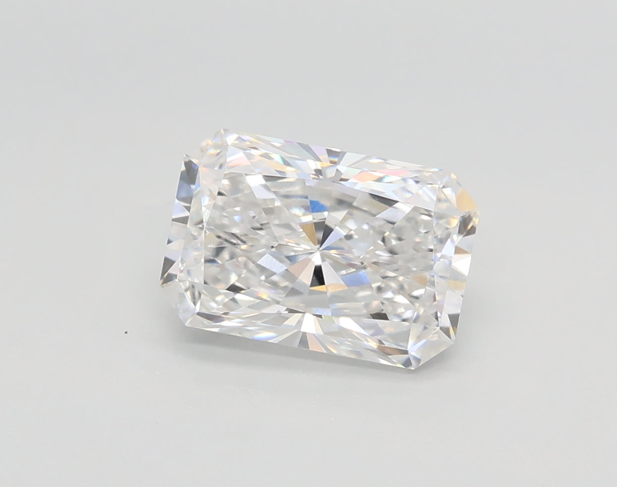 Lab-Grown 1.54 Carat Radiant Cut Diamond color D Clarity VVS2, precious stones, engagement diamonds