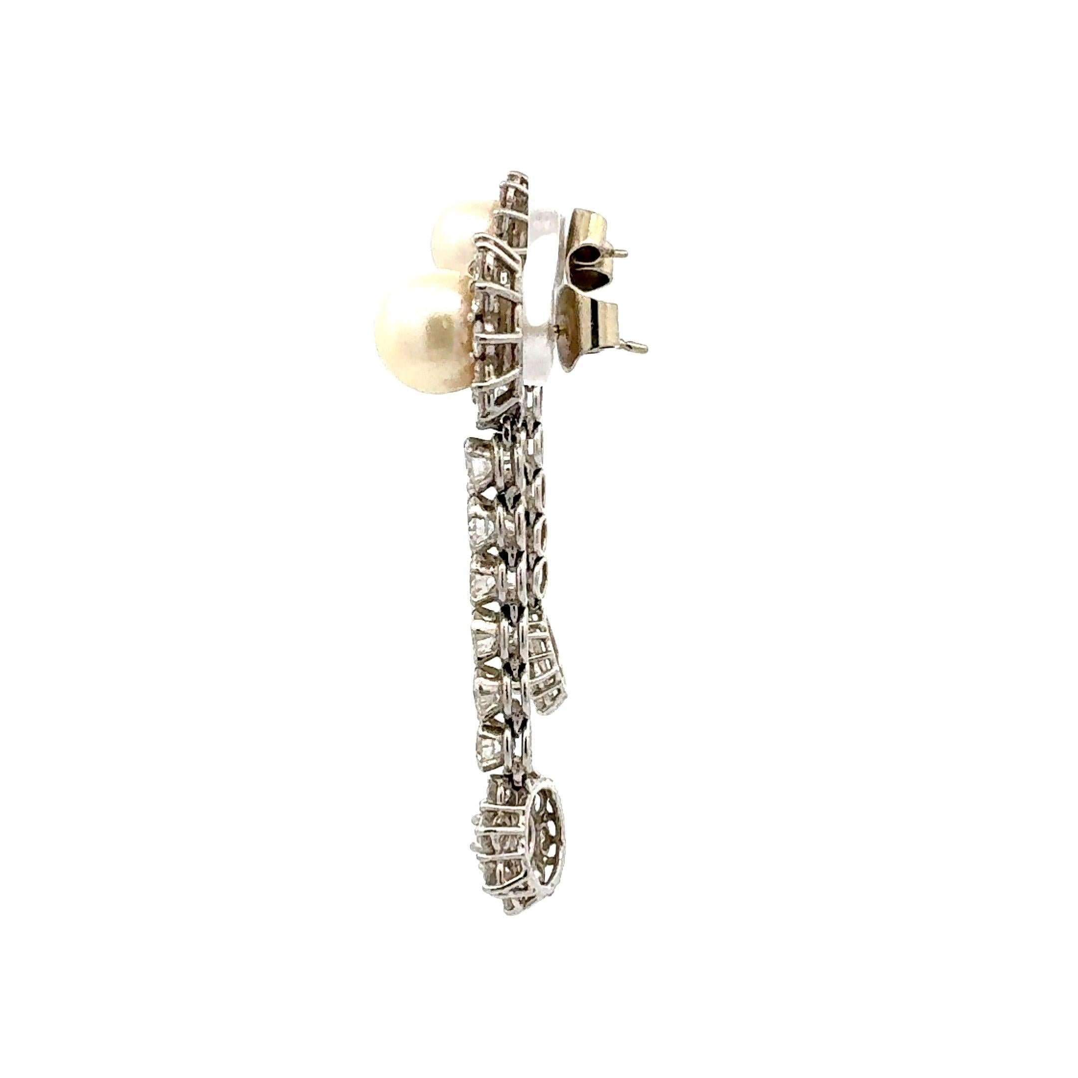 7.00 Carat Round Brilliant G VS1 Diamond 14 Karat White Gold Dangling Earring
