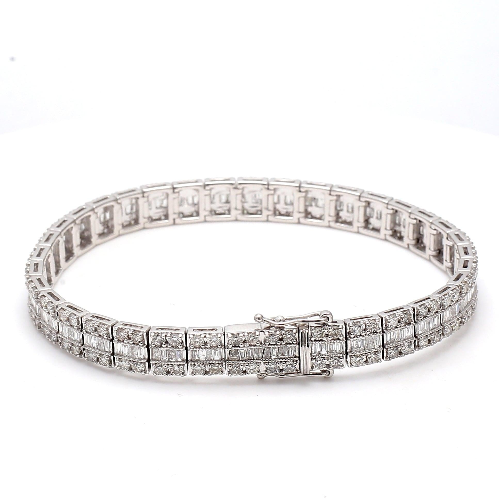 7.00 Carat Round Brilliant J VS2 Diamond 14 Karat White Gold Tennis Bracelet
