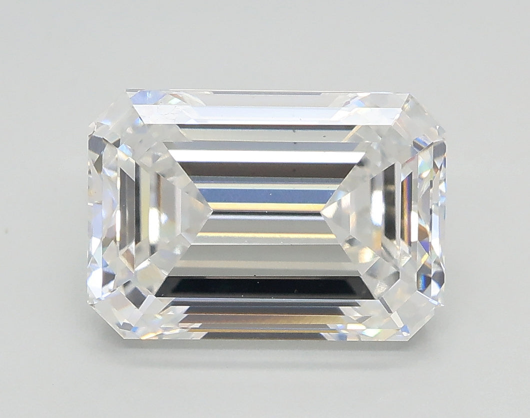 Lab-Grown 3.04 Carat Emerald Cut Diamond color E Clarity VS1, precious stones, engagement diamonds