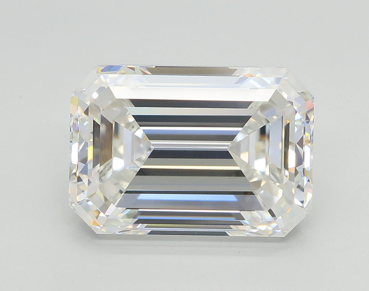 Lab-Grown 4.04 Carat Emerald Cut Diamond color E Clarity VS1, precious stones, engagement diamonds