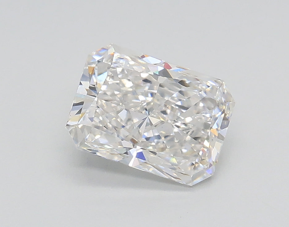 Lab-Grown 1.01 Carat Radiant Cut Diamond color E Clarity VS1, precious stones, engagement diamonds