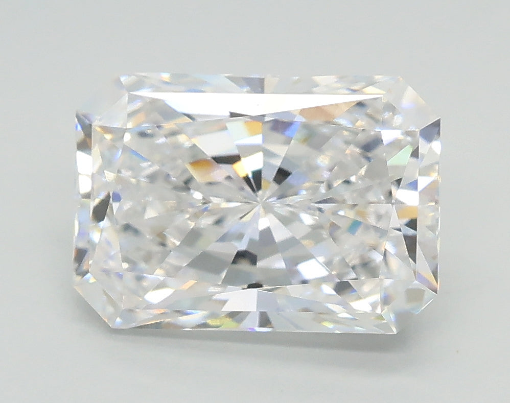 Lab-Grown 2.50 Carat Radiant Cut Diamond color E Clarity VS1, precious stones, engagement diamonds