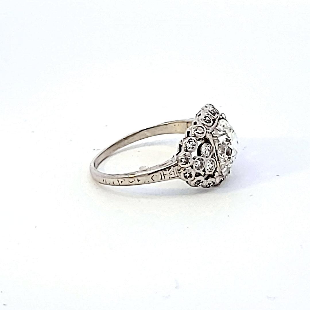 Antique 1.51 Carat Old European Cut I-VS1 Diamond Platinum Engagement Ring