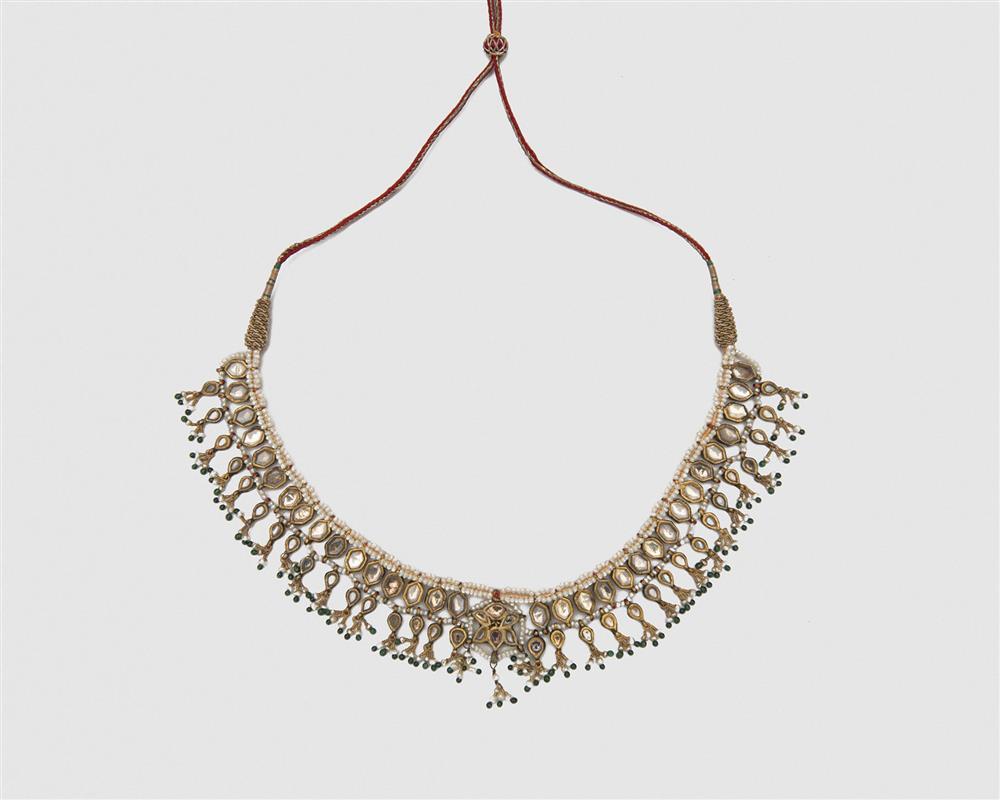 Antique 43.80 Grams Indian 18 Karat Yellow Gold Choker Necklace