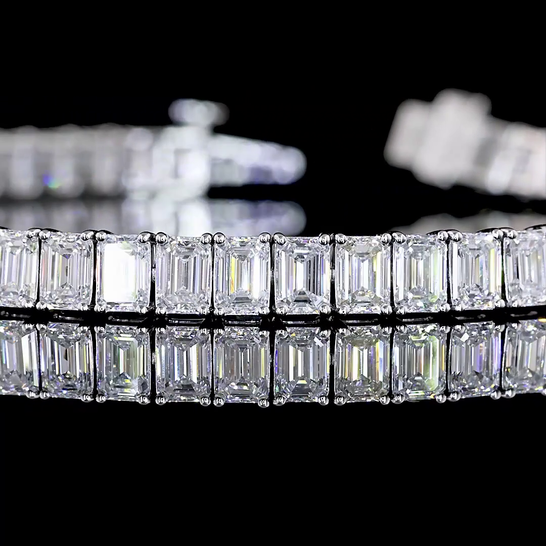 Lab-Grown 9.96 Carat Emerald E-VS Diamond 14K White Gold Tennis Bracelet