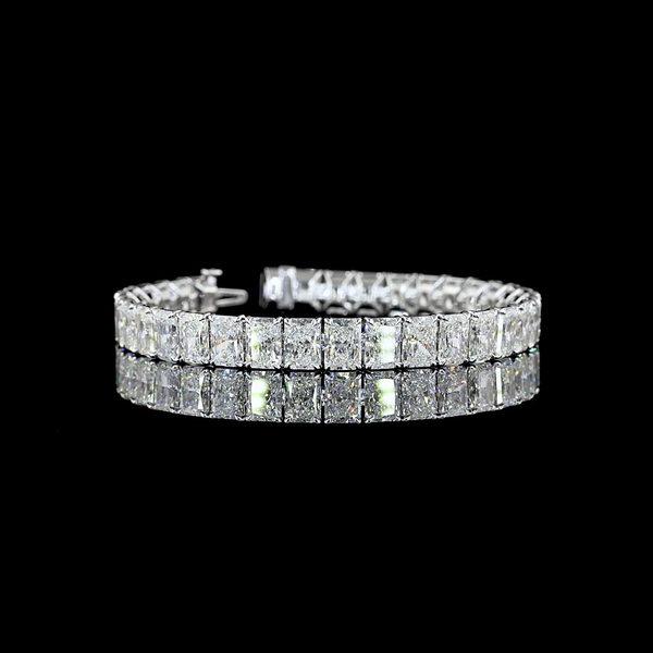 Lab-Grown 31.87 Carat Radiant F-VS2 Diamond 14K White Gold Tennis Bracelet