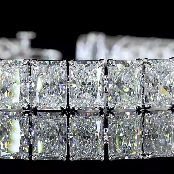 Lab-Grown 31.87 Carat Radiant F-VS2 Diamond 14K White Gold Tennis Bracelet