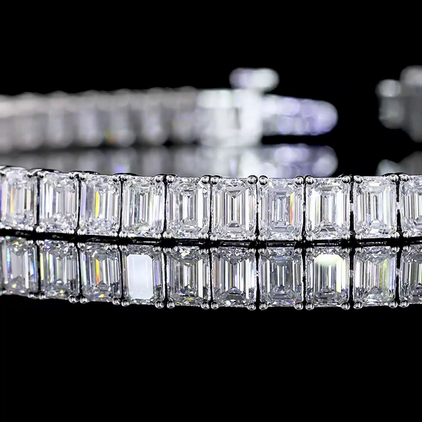 Lab-Grown 10.52 Carat Emerald E-VS Diamond 14K White Gold Tennis Bracelet