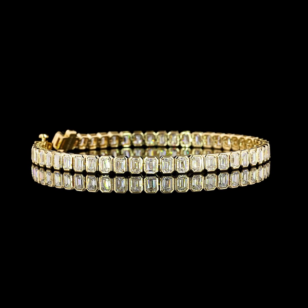 Lab-Grown 6.95 Carat Emerald D-VS1 Diamond 14K Yellow Gold Tennis Bracelet