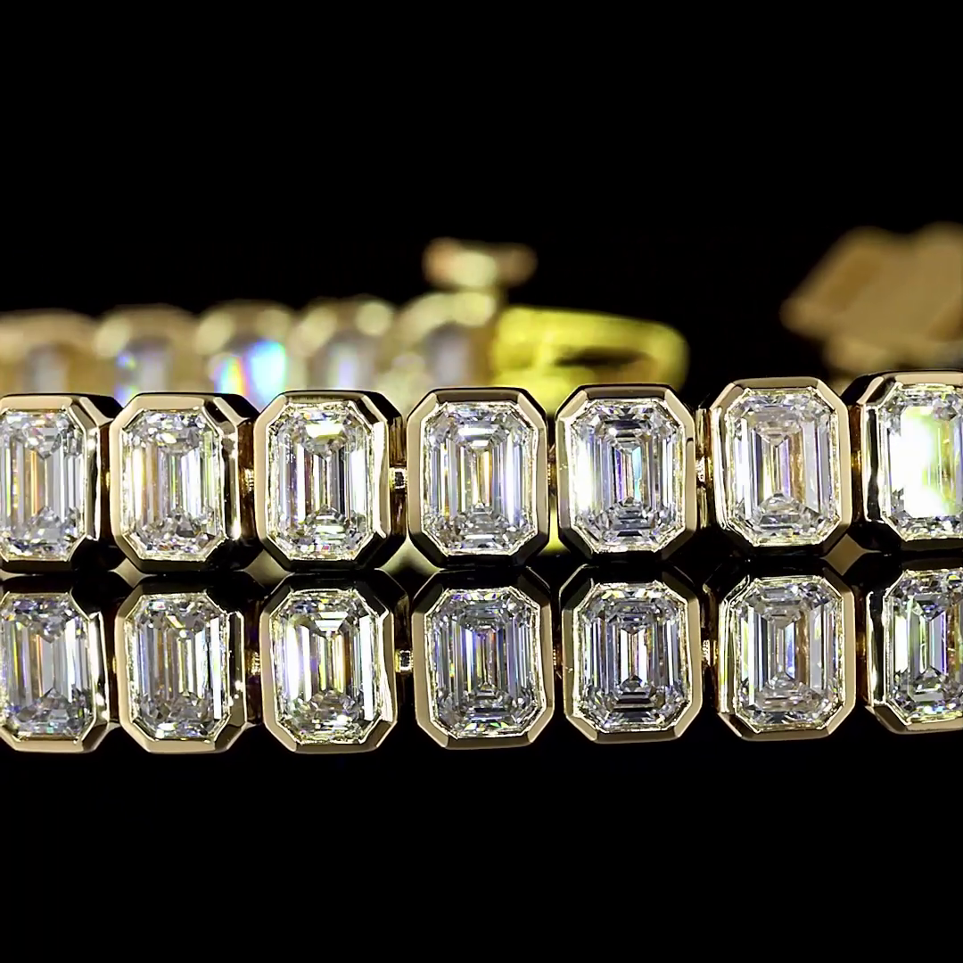 Lab-Grown 6.95 Carat Emerald D-VS1 Diamond 14K Yellow Gold Tennis Bracelet
