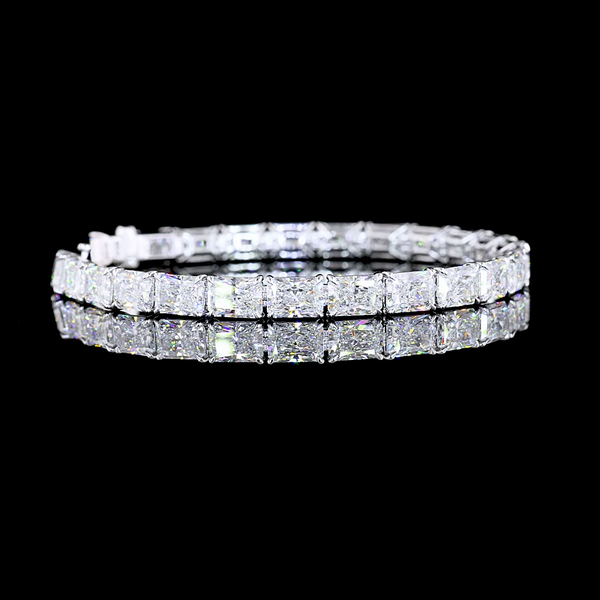 Lab-Grown 25 Carat Radiant F-VS1 Diamond 14K White Gold Tennis Bracelet