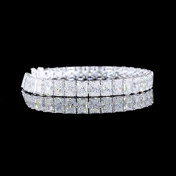 Lab-Grown 35.27 Carat Radiant E-VVS1 Diamond 14K White Gold Tennis Bracelet