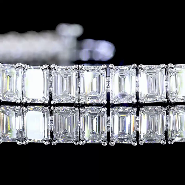 Lab-Grown 11.88 Carat Emerald E-VS Diamond 14K White Gold Tennis Bracelet