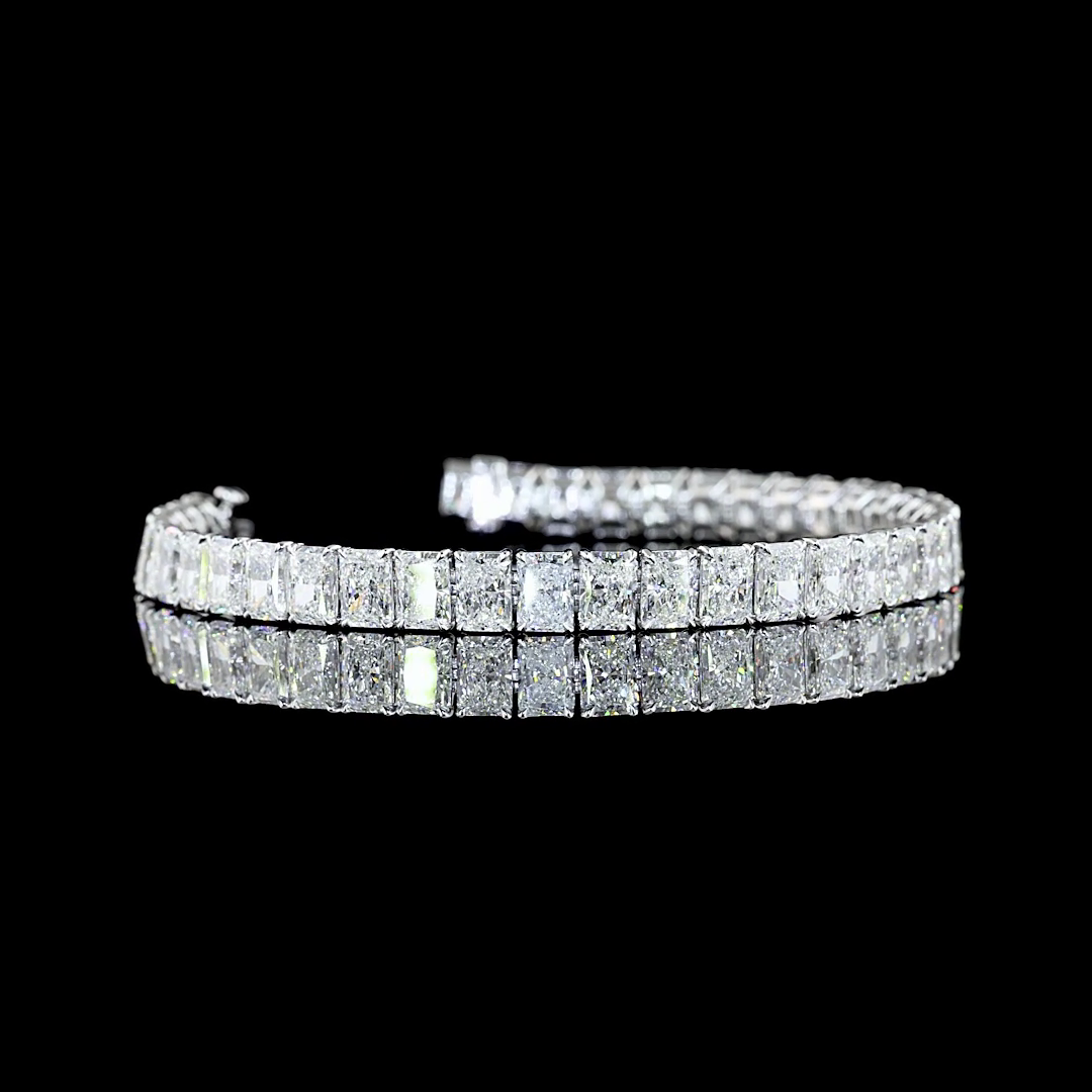 Lab-Grown 19.79 Carat Radiant E-VS Diamond 14K White Gold Tennis Bracelet