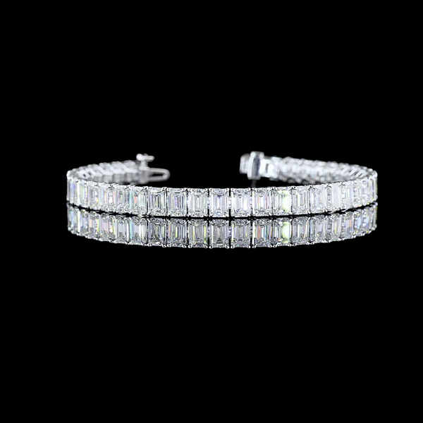 Lab-Grown 18.11 Carat Emerald E-VS Diamond 14K White Gold Tennis Bracelet