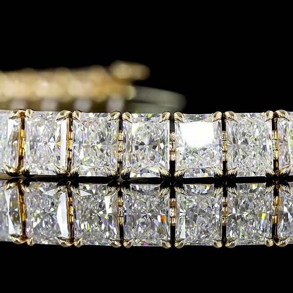 Lab-Grown 16.85 Carat Radiant E-VS Diamond 14K Yellow Gold Tennis Bracelet