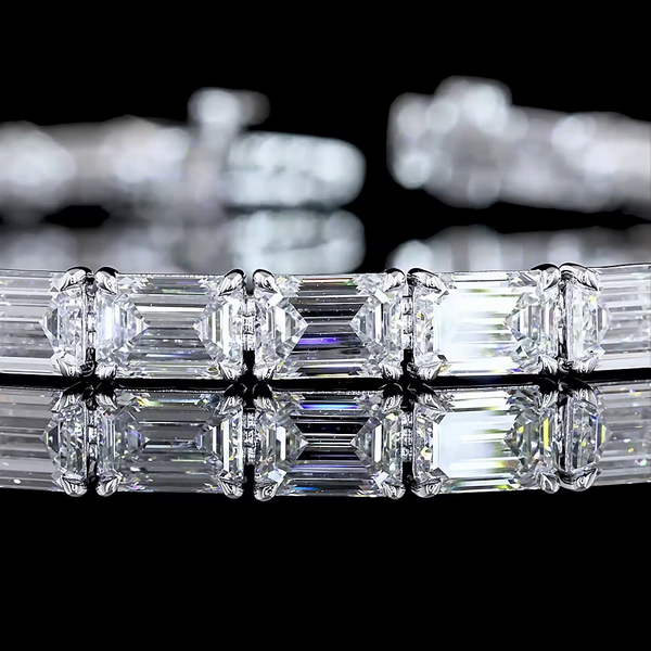 Lab-Grown 15.98 Carat Emerald F-VVS2 Diamond 14K White Gold Tennis Bracelet
