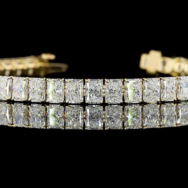 Lab-Grown 15.71 Carat Radiant F-VVS2 Diamond 14K Yellow Gold Tennis Bracelet