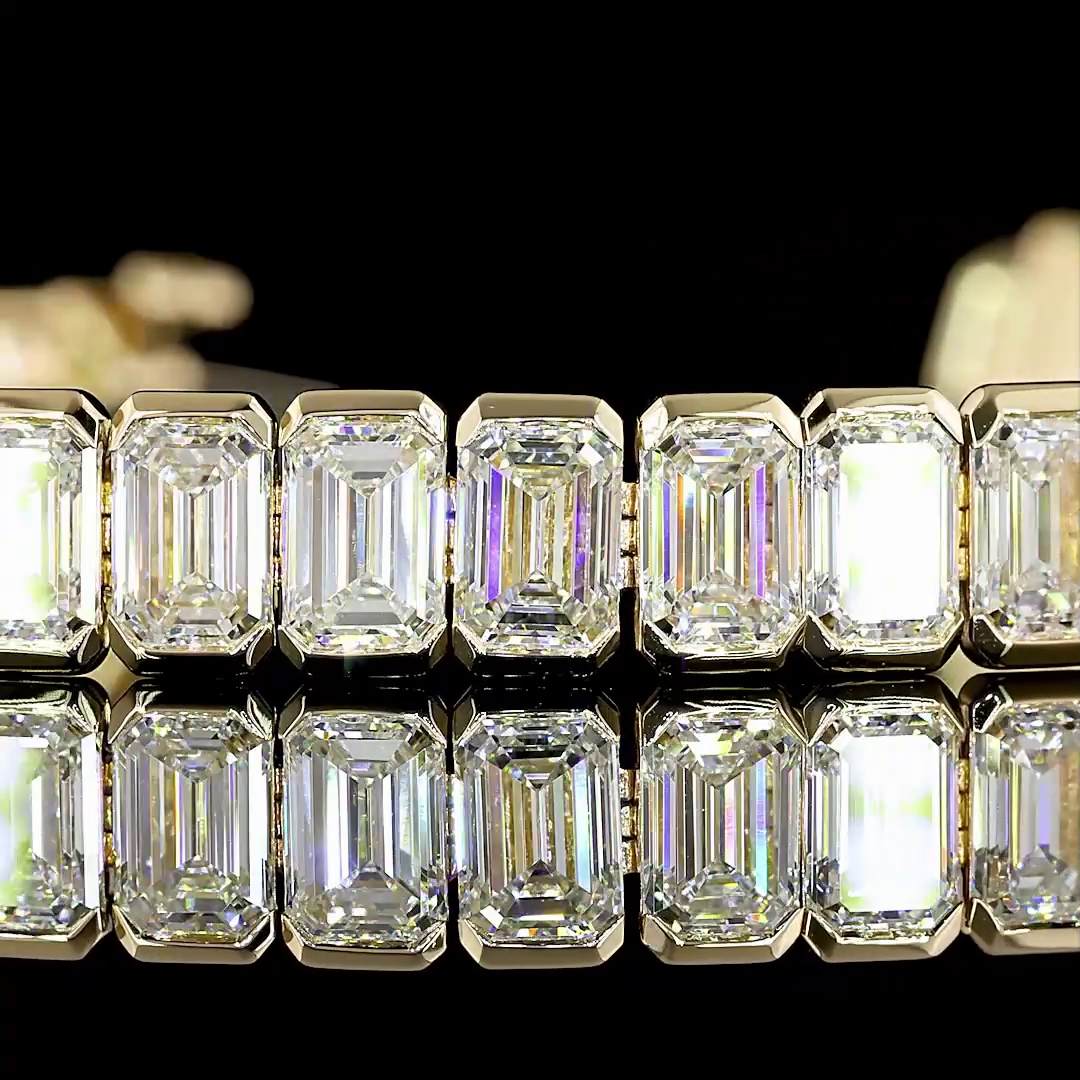 Lab-Grown 20.62 Carat Emerald E-VS Diamond 14K Yellow Gold Tennis Bracelet