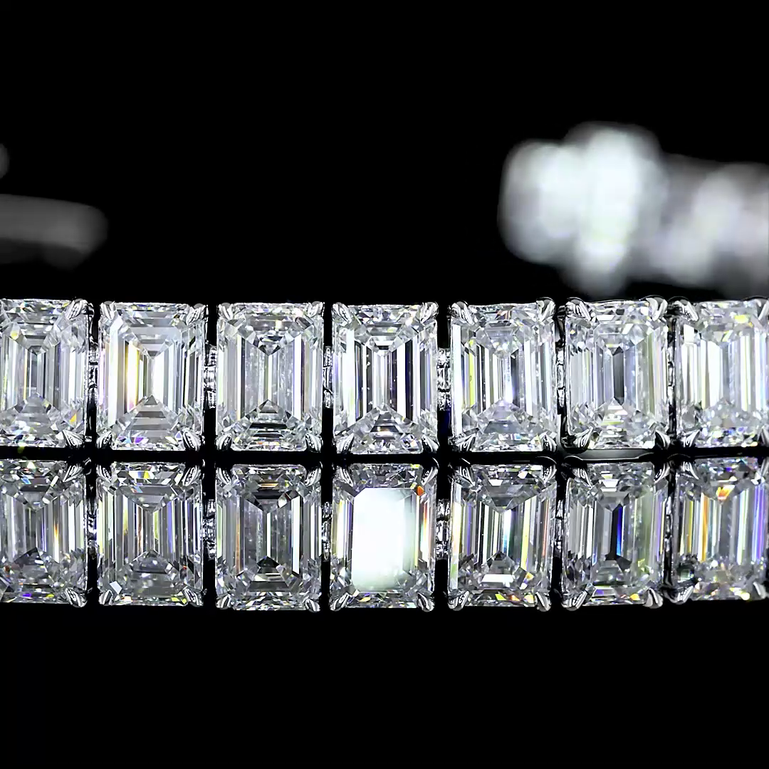 Lab-Grown 10.61 Carat Emerald E-VS Diamond 14K White Gold Tennis Bracelet