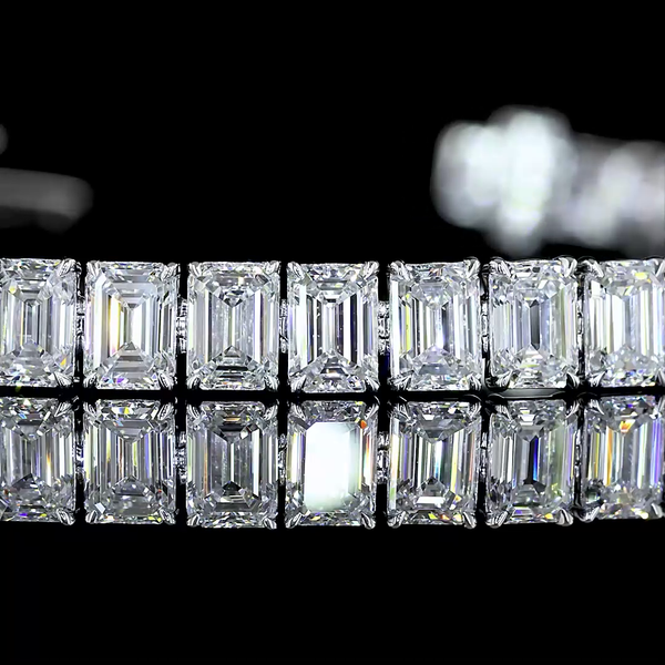 Lab-Grown 10.61 Carat Emerald E-VS Diamond 14K White Gold Tennis Bracelet