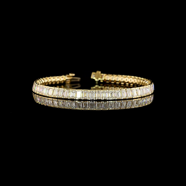Lab-Grown 11.83 Carat Emerald E-VS Diamond 14K Yellow Gold Tennis Bracelet