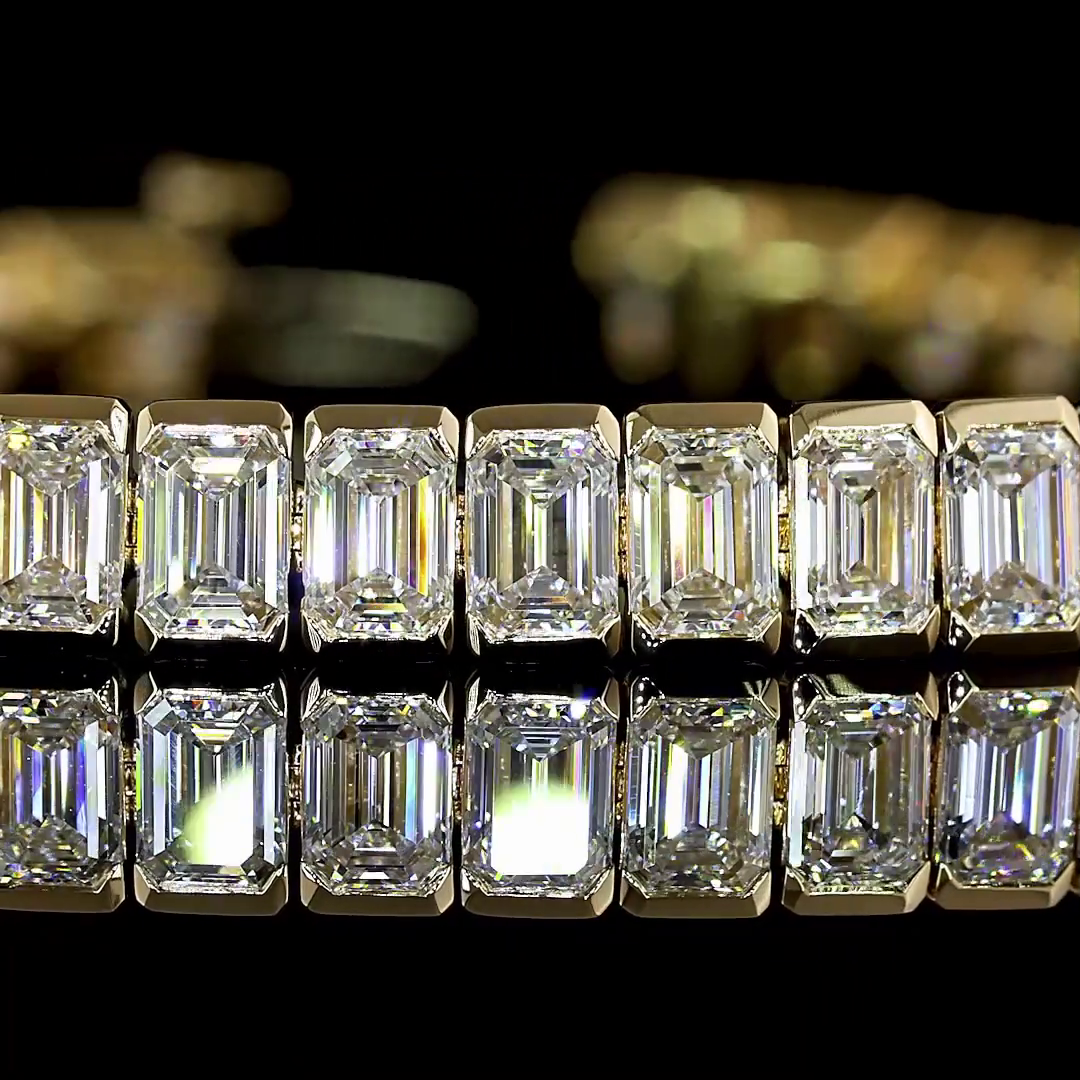 Lab-Grown 11.84 Carat Emerald E-VS Diamond 14K Yellow Gold Tennis Bracelet