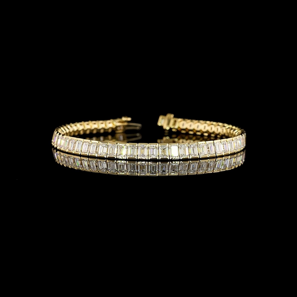 Lab-Grown 11.66 Carat Emerald E-VS Diamond 14K Yellow Gold Tennis Bracelet