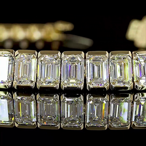 Lab-Grown 15.86 Carat Emerald E-VS Diamond 14K Yellow Gold Tennis Bracelet