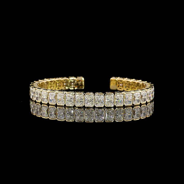 Lab-Grown 21.87 Carat MIX E-VS1 Diamond 18K Yellow Gold Bangles Bracelet