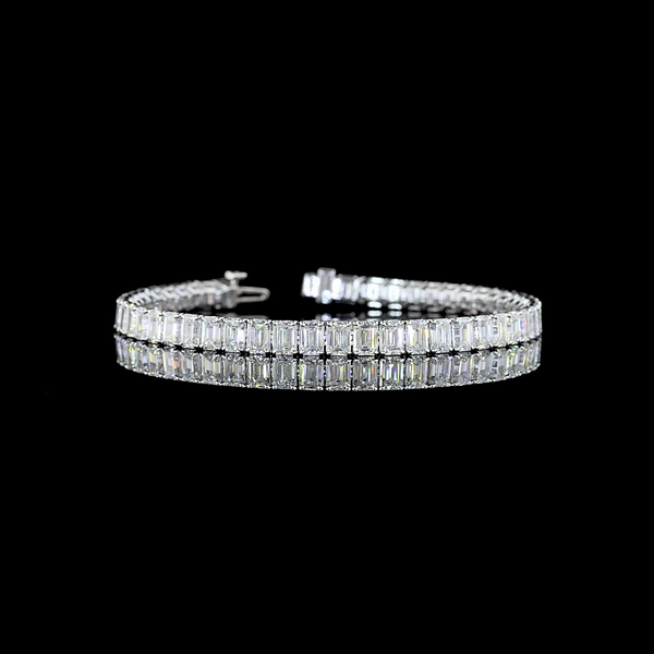 Lab-Grown 15.74 Carat Emerald E-VS Diamond 14K White Gold Tennis Bracelet