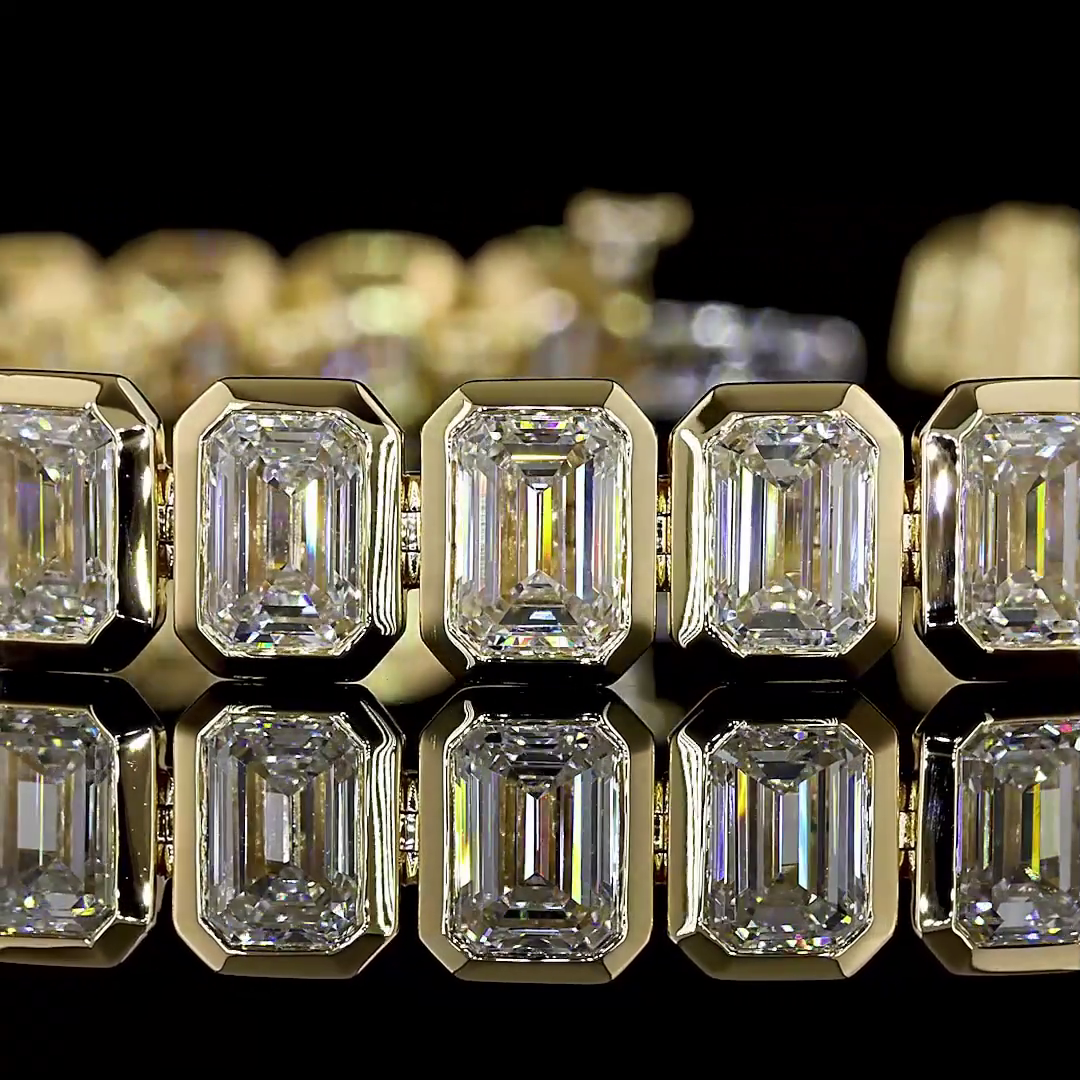 Lab-Grown 18.13 Carat Emerald F-VS2 Diamond 14K Yellow Gold Tennis Bracelet