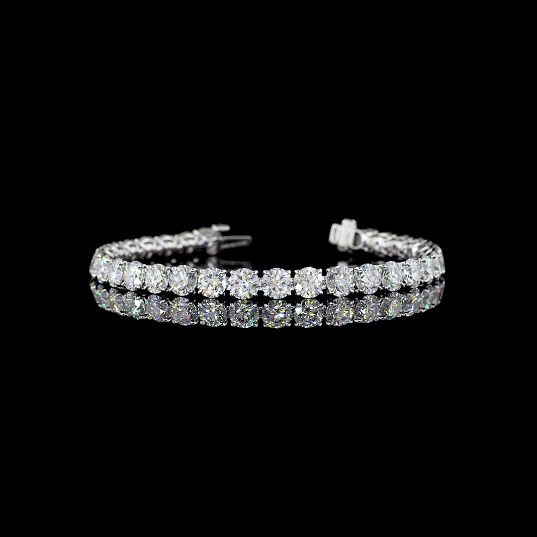 Lab-Grown 16.09 Carat Round E-VS1 Diamond Silver Tennis Bracelet