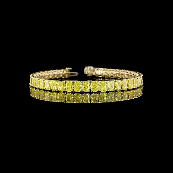 Lab-Grown 22.24 Carat Radiant Fancy Vivid Yellow-VS1 Diamond 14K Yellow Gold Ten