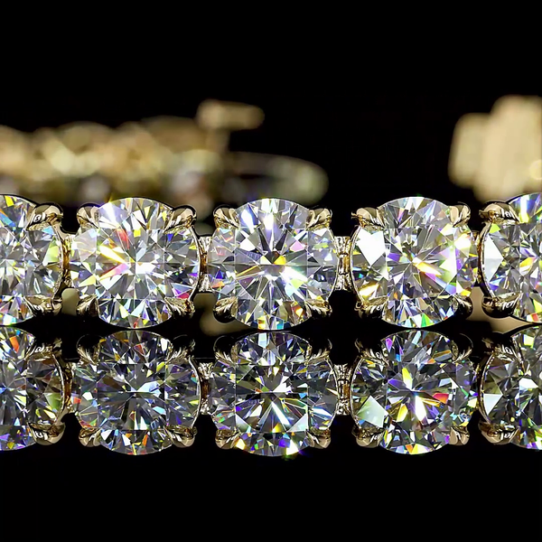Lab-Grown 21.27 Carat Round D-VS1 Diamond 14K Yellow Gold Tennis Bracelet