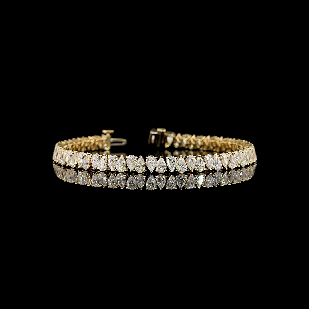 Lab-Grown 9.15 Carat Pear E-VS Diamond 14K Yellow Gold Tennis Bracelet