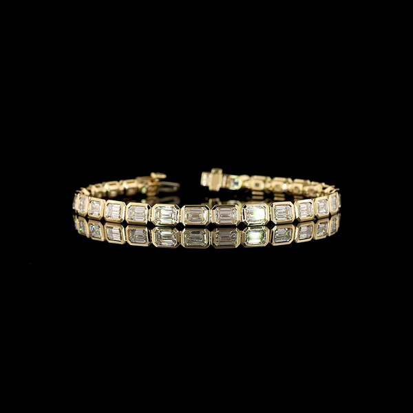 Lab-Grown 9.96 Carat Emerald E-VS Diamond 14K Yellow Gold Tennis Bracelet