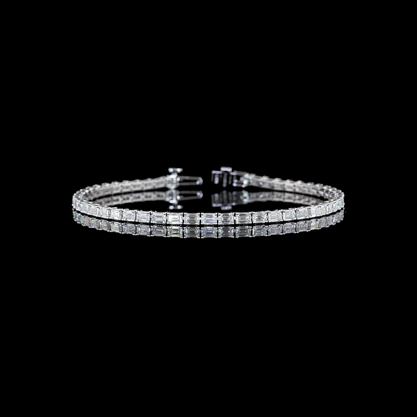 Lab-Grown 5.02 Carat Emerald E-VS Diamond 14K White Gold Tennis Bracelet