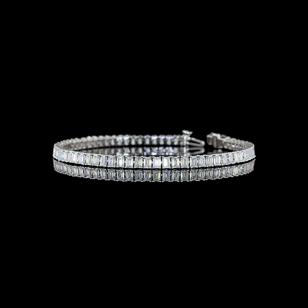 Lab-Grown 6.97 Carat Emerald E-VS Diamond 14K White Gold Tennis Bracelet