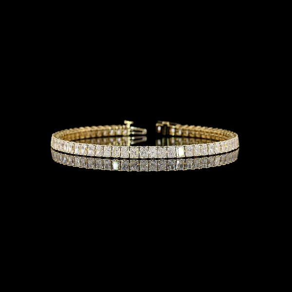 Lab-Grown 8.15 Carat Radiant E-VS Diamond 14K Yellow Gold Tennis Bracelet
