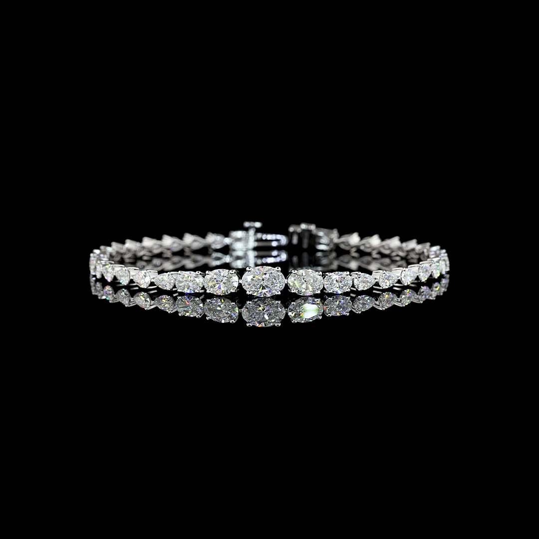 Lab-Grown 5.55 Carat Oval E-VS Diamond 14K White Gold Riviera Bracelet