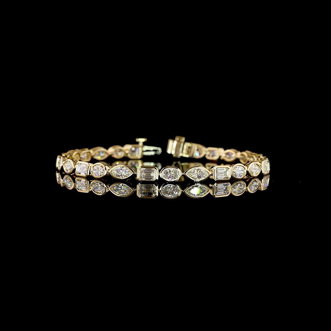 Lab-Grown 7.81 Carat Emerald E-F-VS1 Diamond 14K Yellow Gold Tennis Bracelet