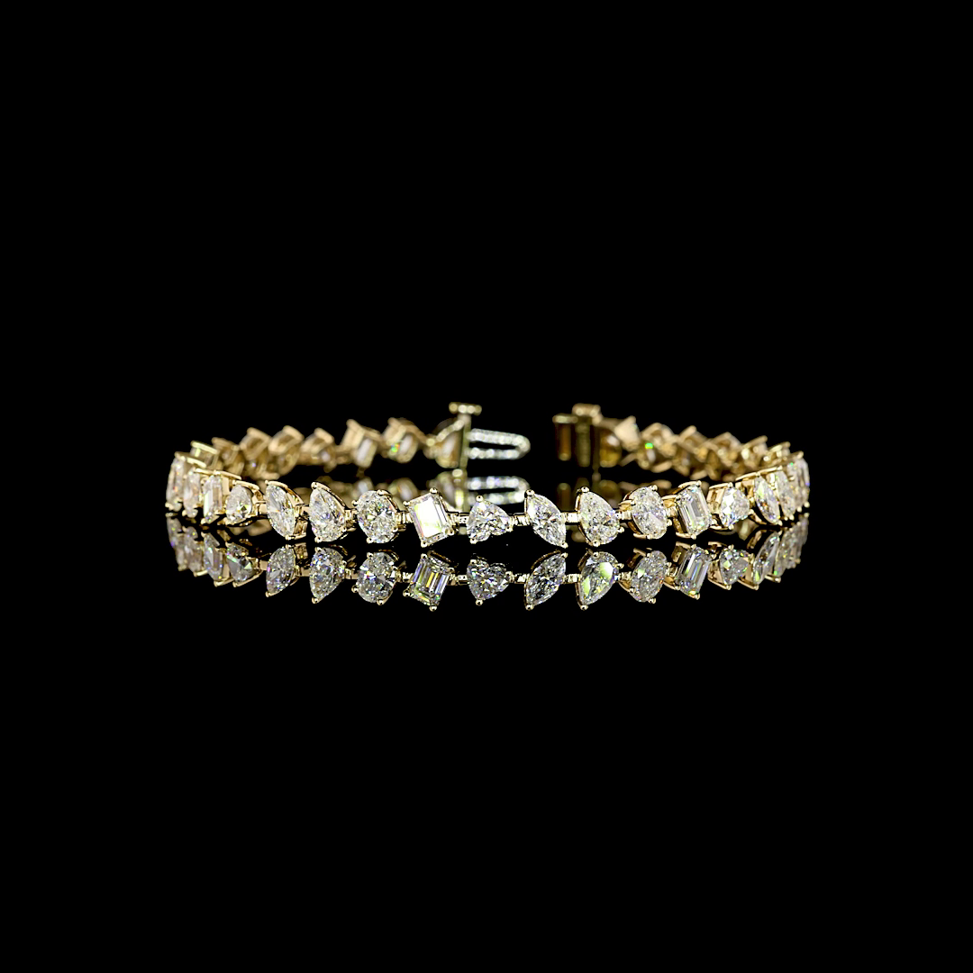 Lab-Grown 7.52 Carat MIX E-F-VS1 Diamond 14K Yellow Gold Station Bracelet